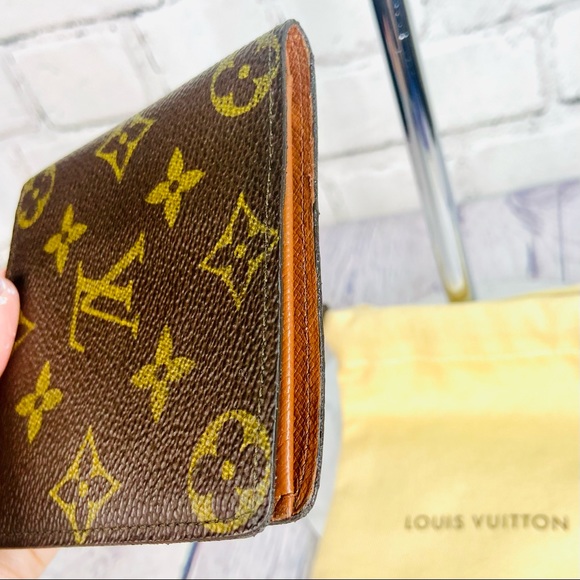 Louis Vuitton Marco bifold wallet card holder with dust bag - Picture 4 of 12
